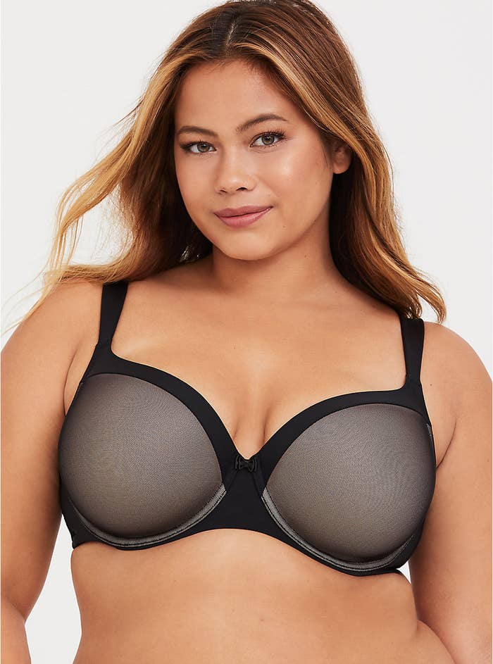700px x 943px - 25 Wonderful Push-Up Bras You'll Actually Want To Wear