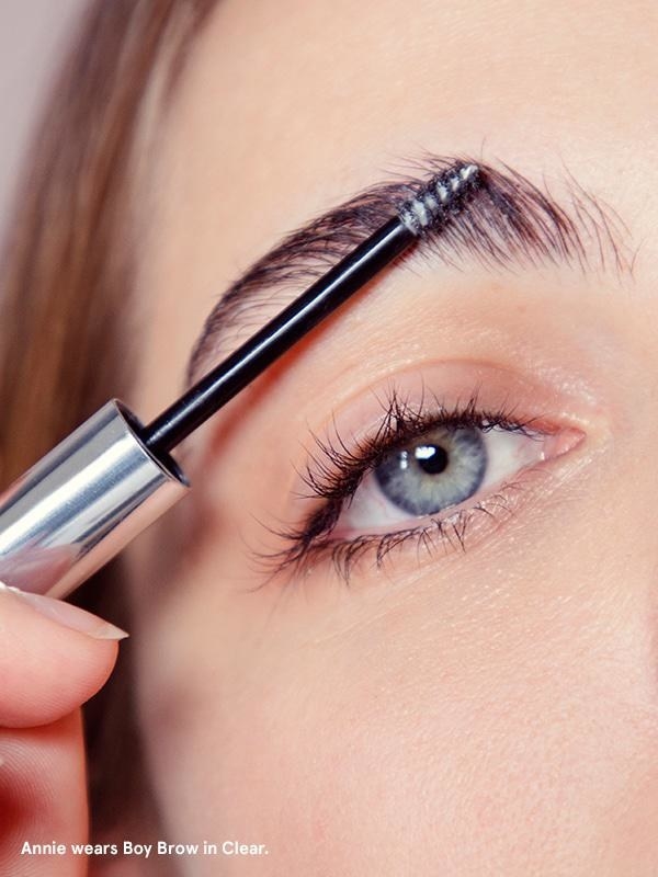 model using the clear brow shaper