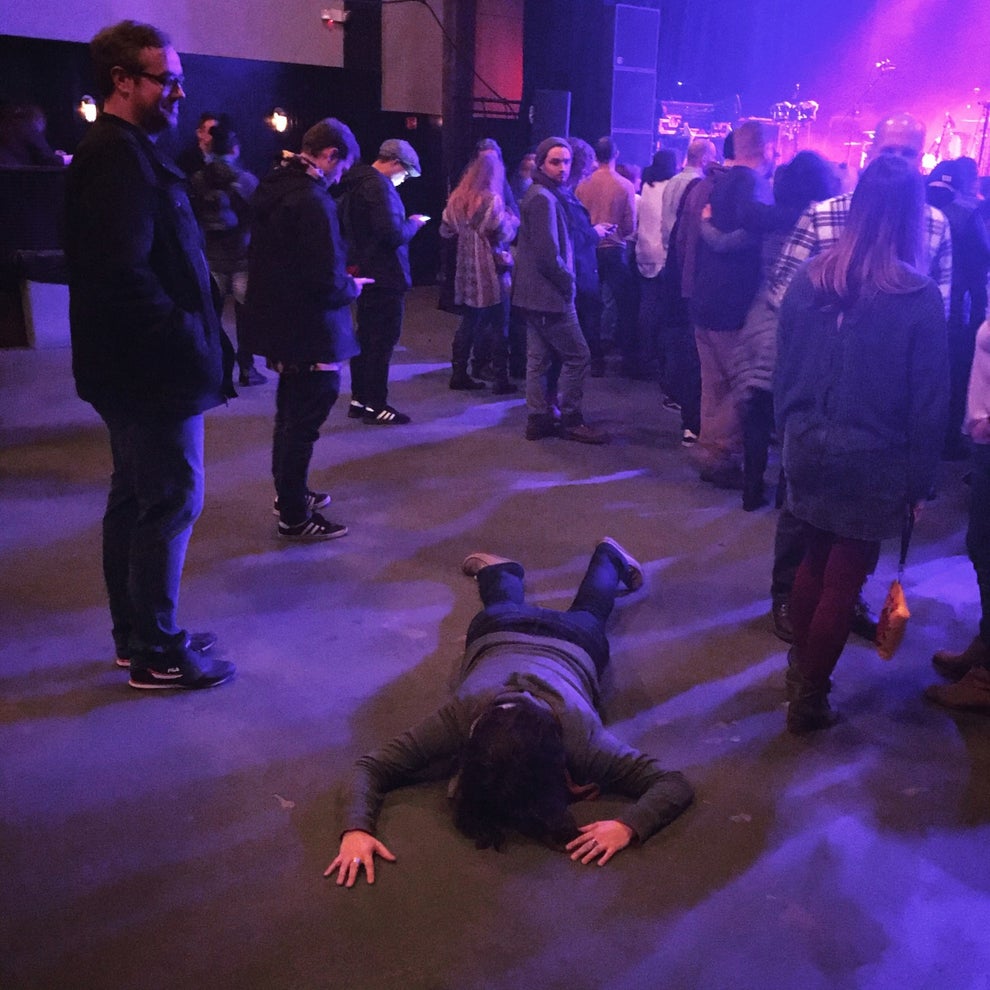 These Pictures Capture The Crushing Weight Of Anxiety And Depression