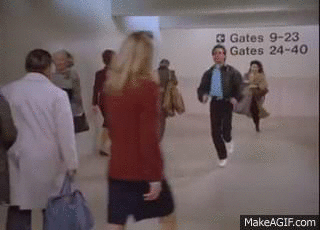 REALIDAD: ya tienes dinero para viajar, pero prefieres calidad sobre cantidad, así que no te la pasas recorriendo el mundo. Además, hay que tomar en cuenta que no tienes taaaantos días de vacaciones. :(