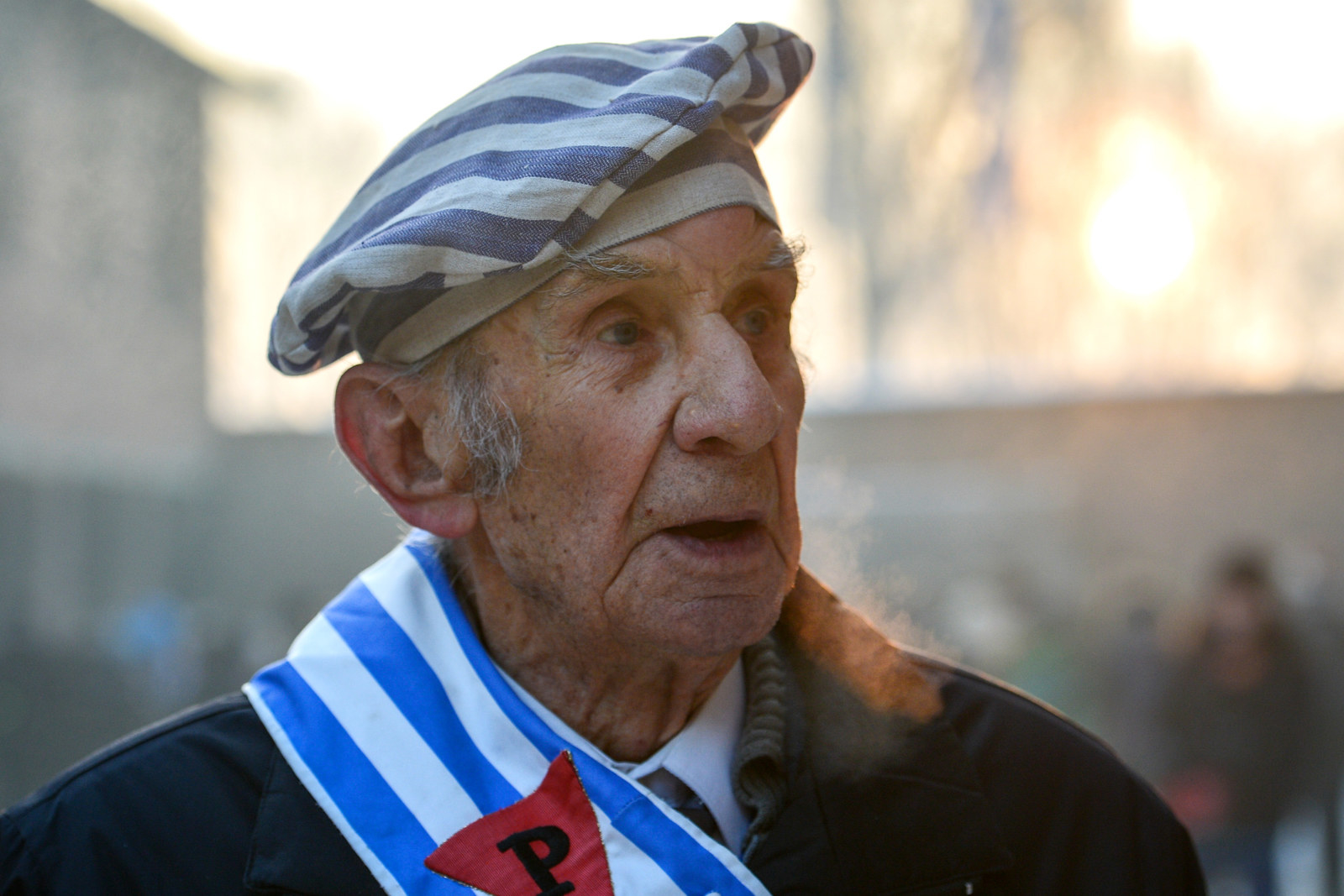 auschwitz tourist pictures