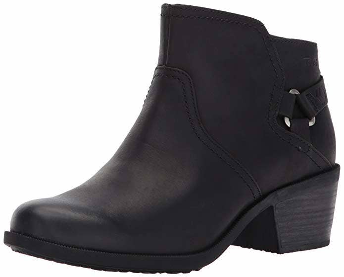 17 Pairs Of Water Resistant Shoes That Still Look Stylish