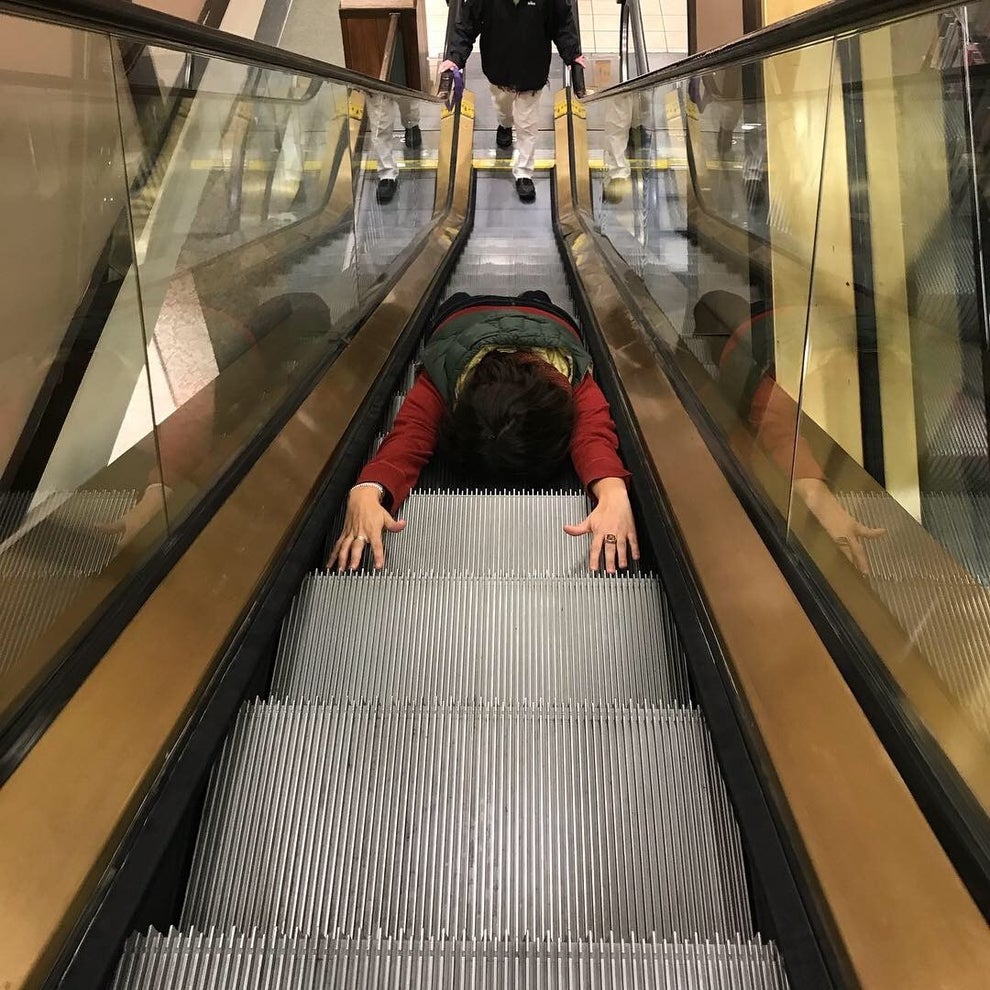 These Pictures Capture The Crushing Weight Of Anxiety And Depression