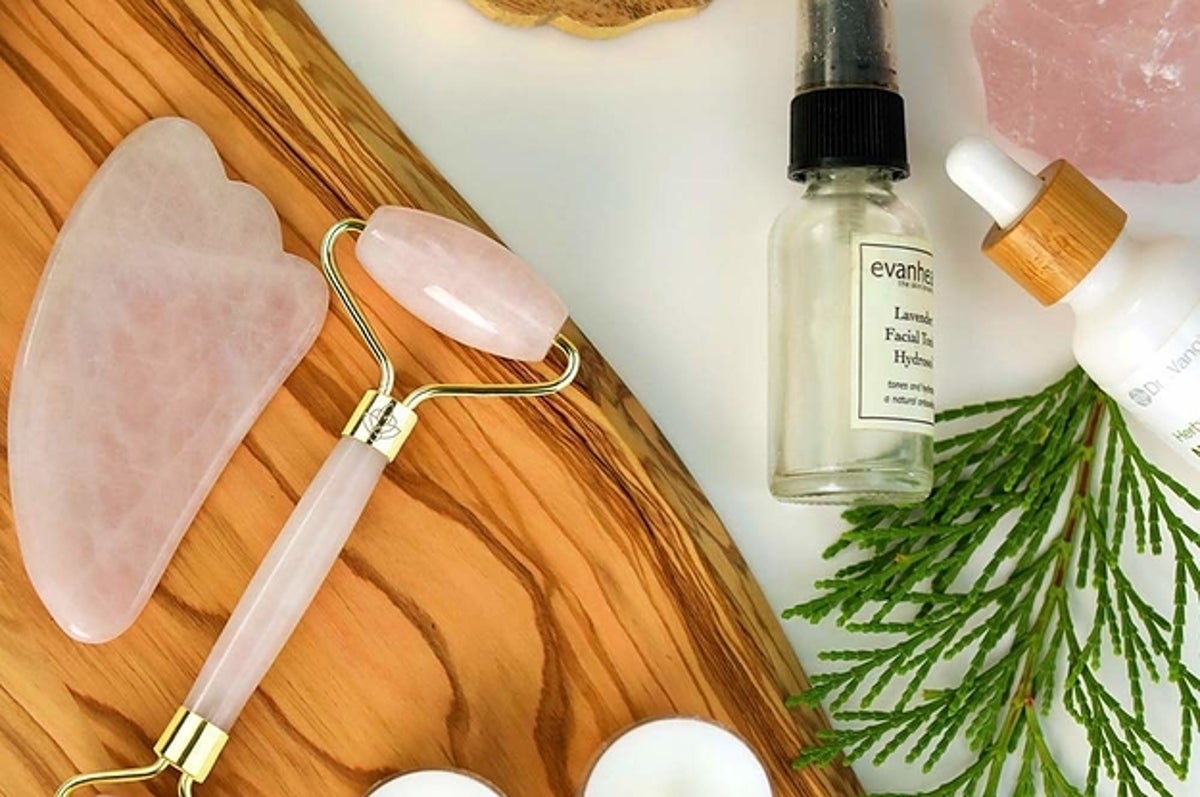 10 Essentials for a DIY Spa Day at Home