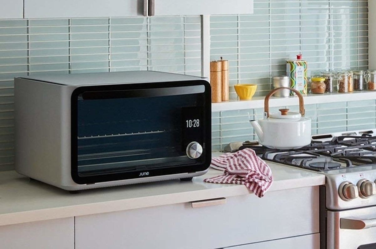 The Pros & Cons of Smart Kitchen Appliances