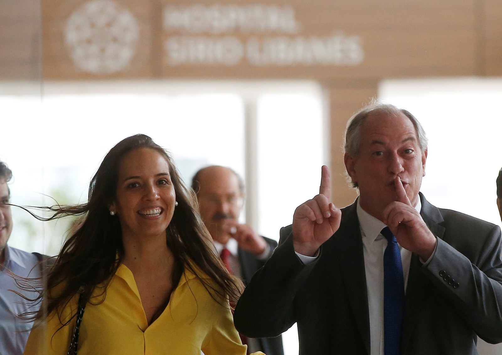Ciro Gomes com a mulher, Gisele, durante campanha eleitoral.