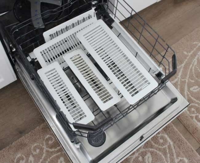 ceiling and floor vents in the bottom rack of a dishwasher