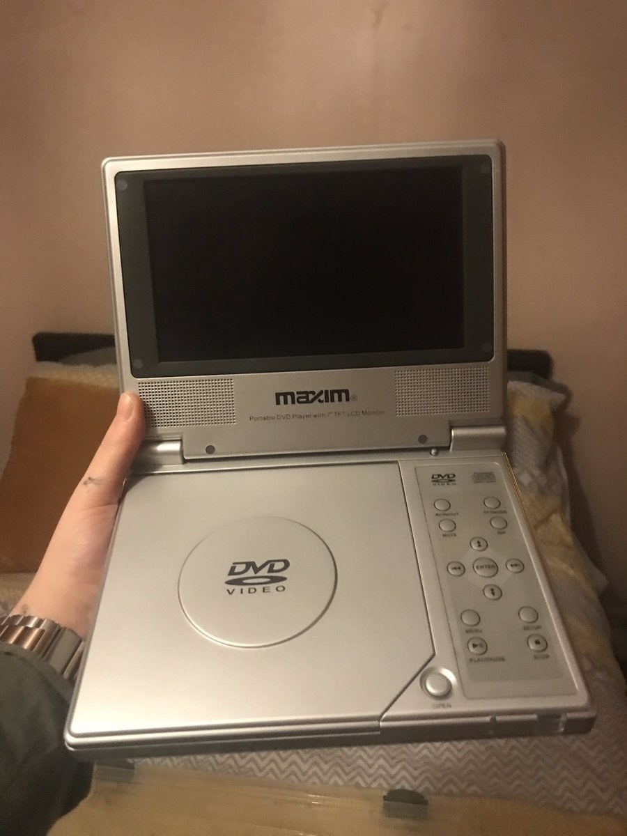 dvd player