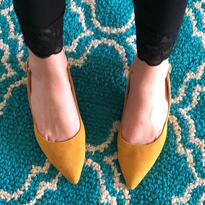 flat sneakers slip on