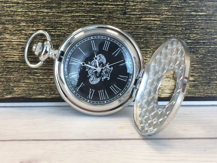 Monomax最新号の付録 オロビアンコの懐中時計 を紹介します