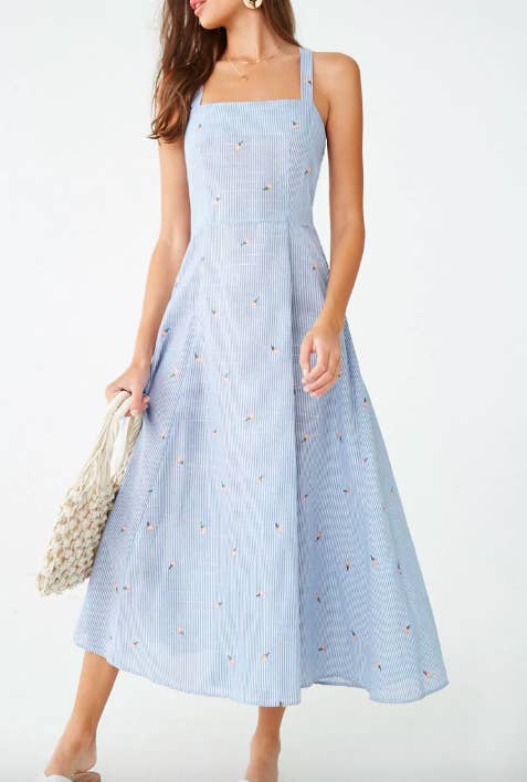 34 Stunning Dresses That'll Make You Want To Twirl