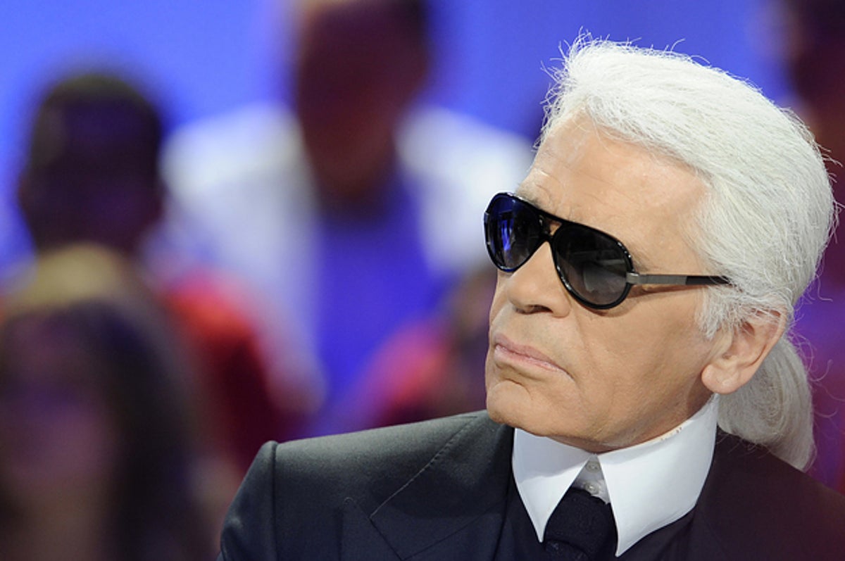 Legendary Chanel designer Karl Lagerfeld has died