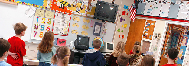 小学6年生を逮捕 その理由は 忠誠の誓い を拒んだから