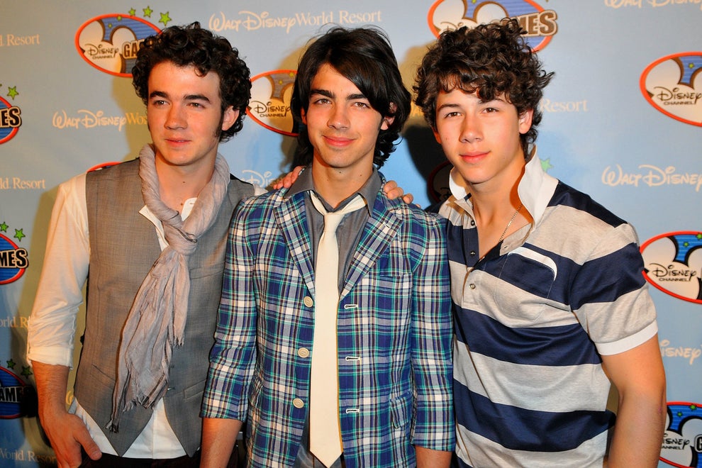 21 Embarrassing Pictures Of The Jonas Brothers You Once Thought Were Hot