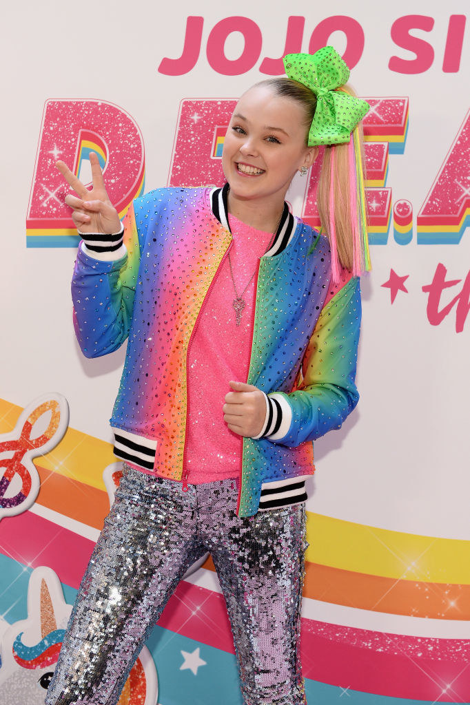 Jojo Siwa Gave Surprise Siwanator Makeovers