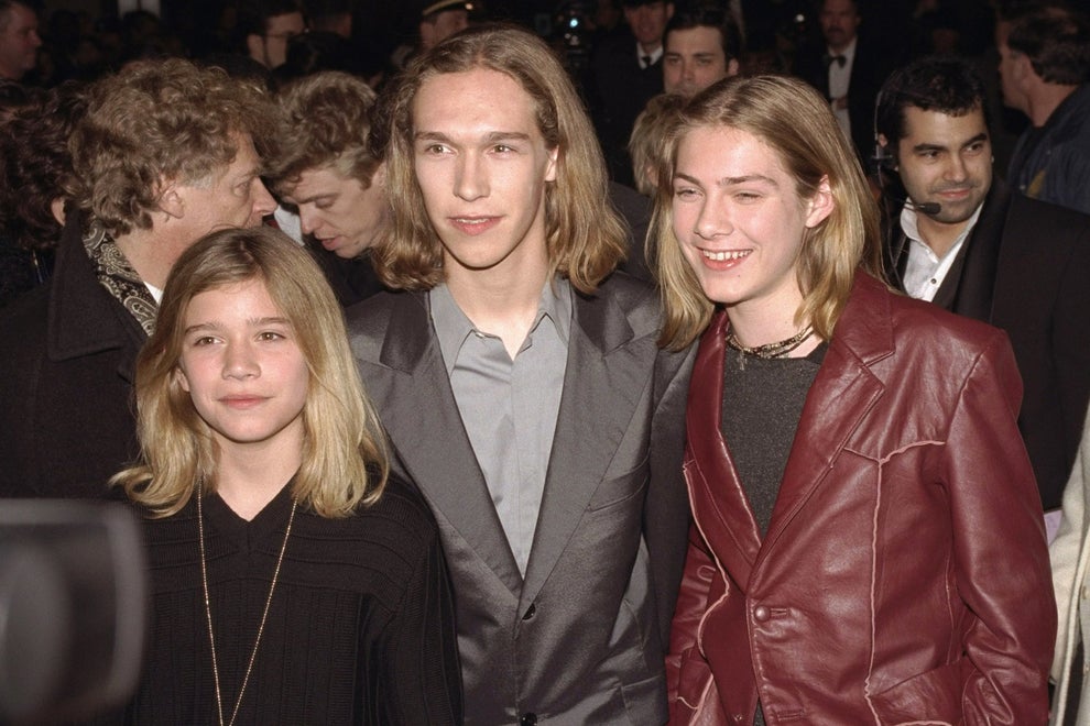 This Is What The Grammy Awards Looked Like In The 1990s