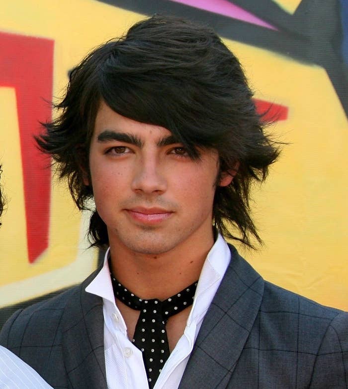 22 Pictures That Show Joe Jonas Dramatic Hair Journey