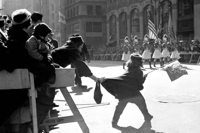 Superb Photos of the New York City St Patrick's Day Parade in 1974