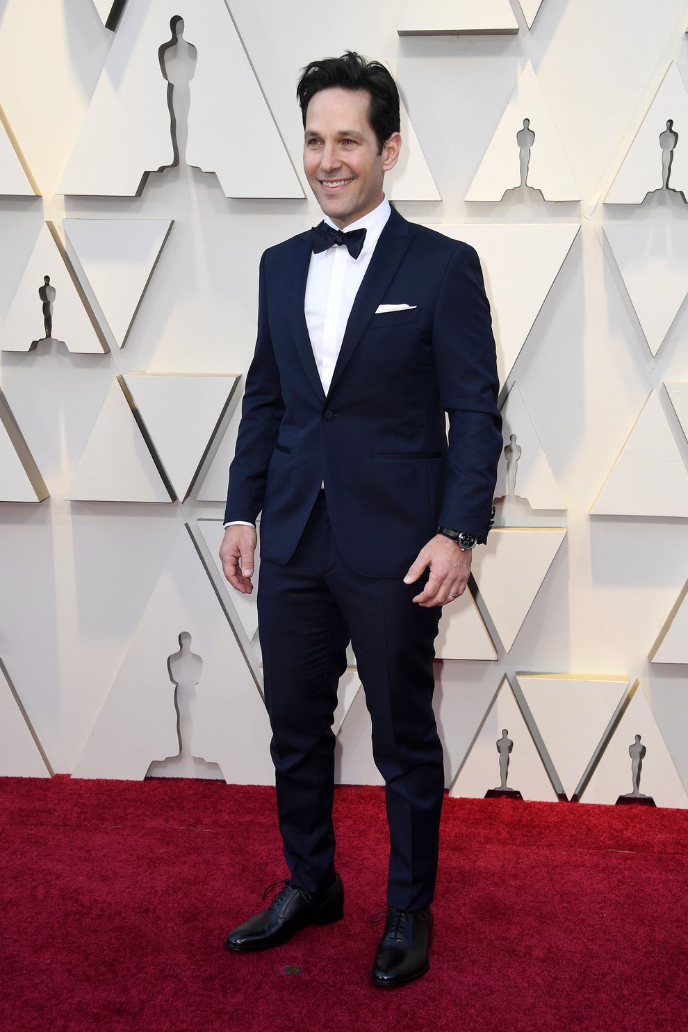 23 Celebrities When They Were 21 Compared To Now