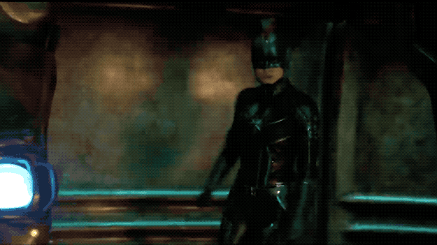 Park explained, "My thinking was that she's alien. So, there's alien technology. And maybe as it forms, just like Starlord's advanced technology with his mask, it grabs the hair and pulls it up!"