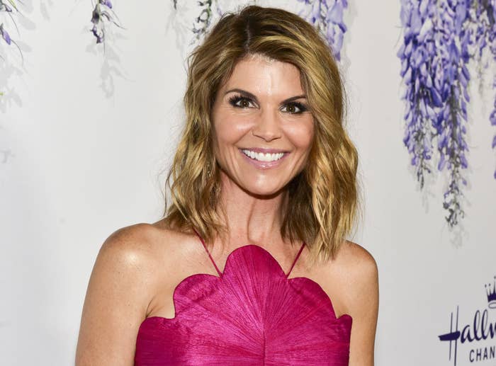 Here S How The Full House Cast Reacted To This Lori Loughlin Mess