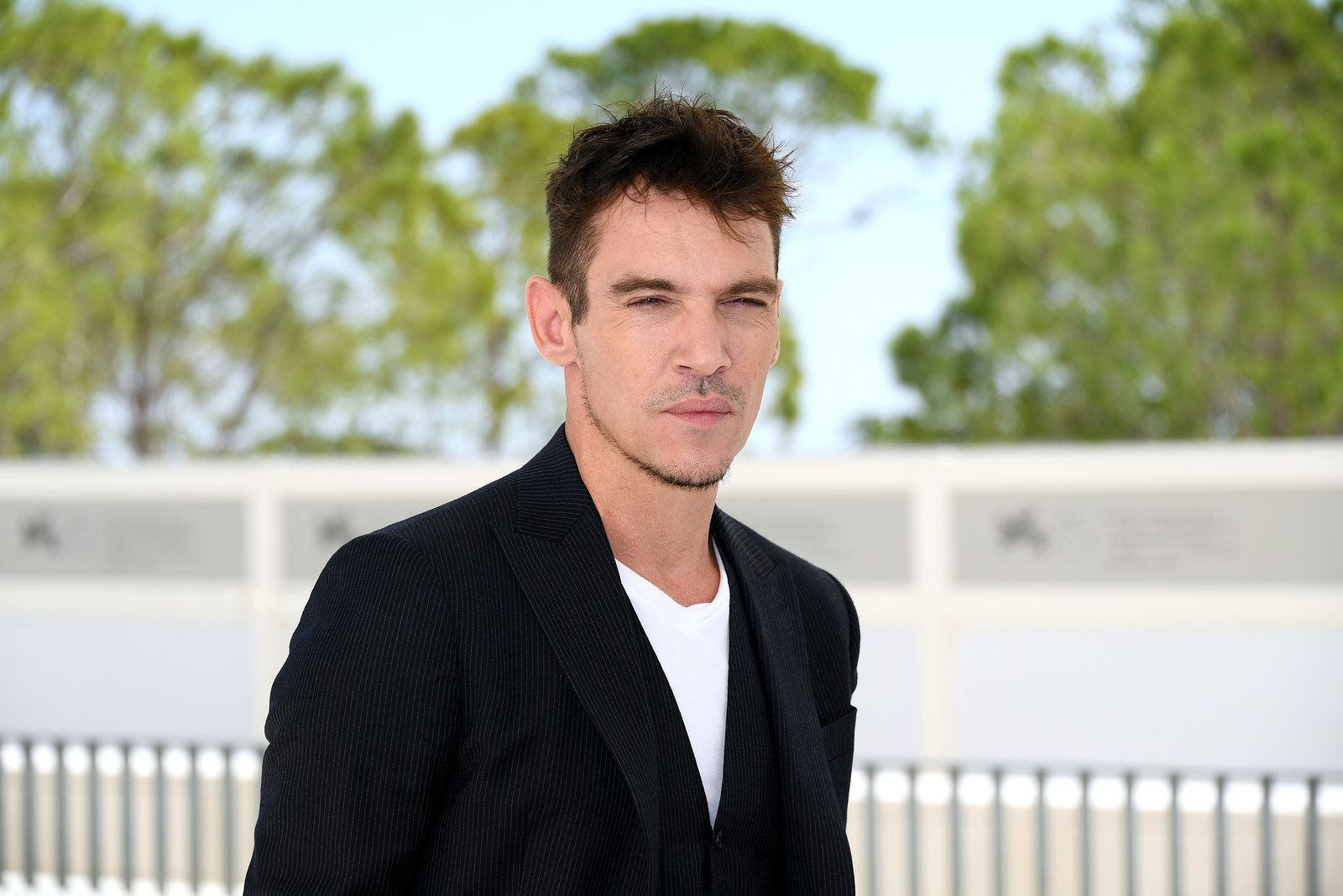 Hans meyer actor. Jonathan Rhys Meyers. Джонатан Риз Майерс фото. Джонатан Майер. Джонатан Риз Майерс 2022.