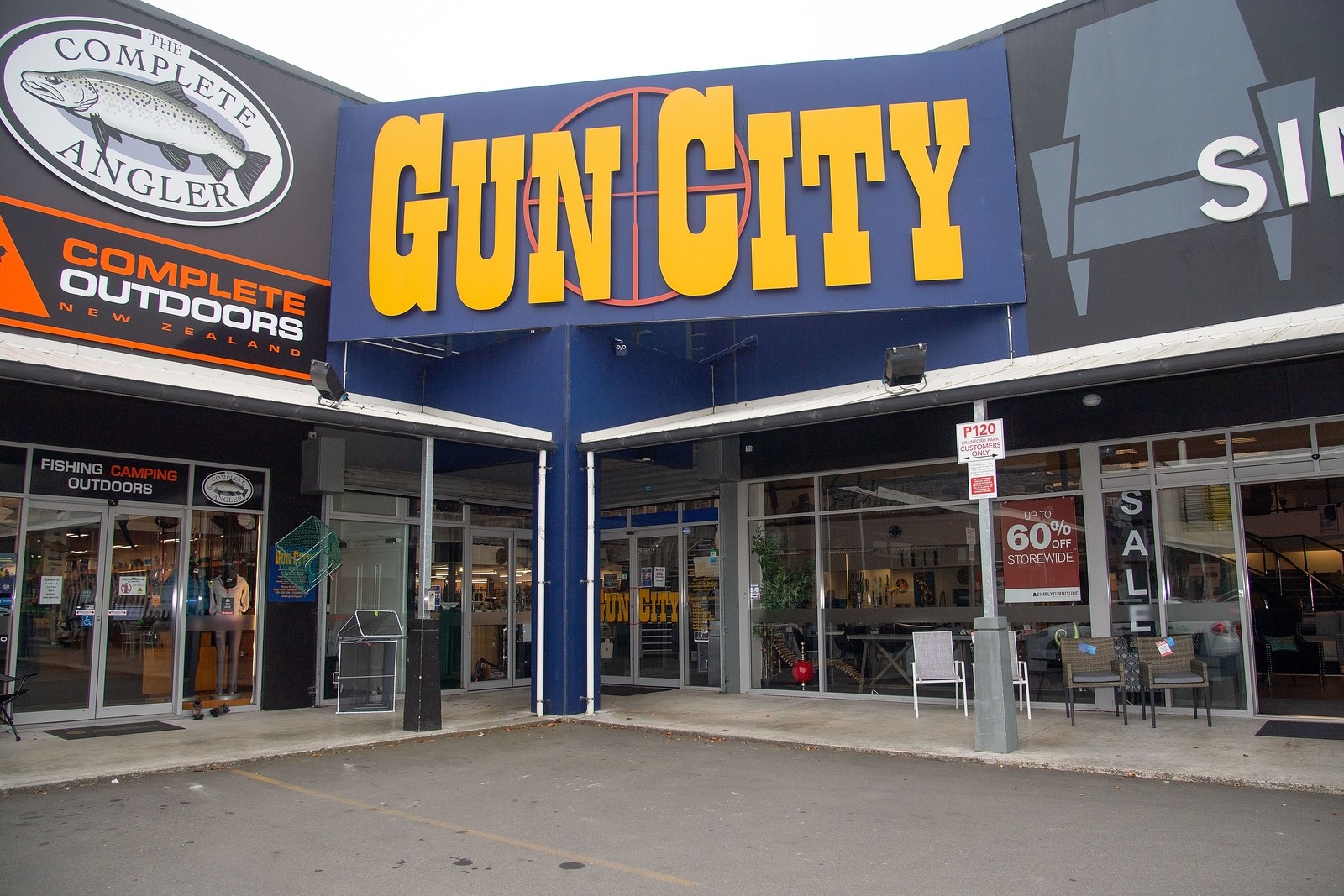 Guns city. Gun Store.