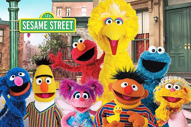Grover from 'Sesame Street' dishes sweet smoothie