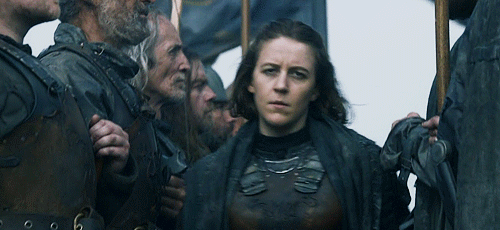 I was so mad when Euron captured Yara. Either Theon should rescue her, or she should somehow escape on her own. Either way, she better make it out of this alive – or at least going down fighting someone other than her own family members.
