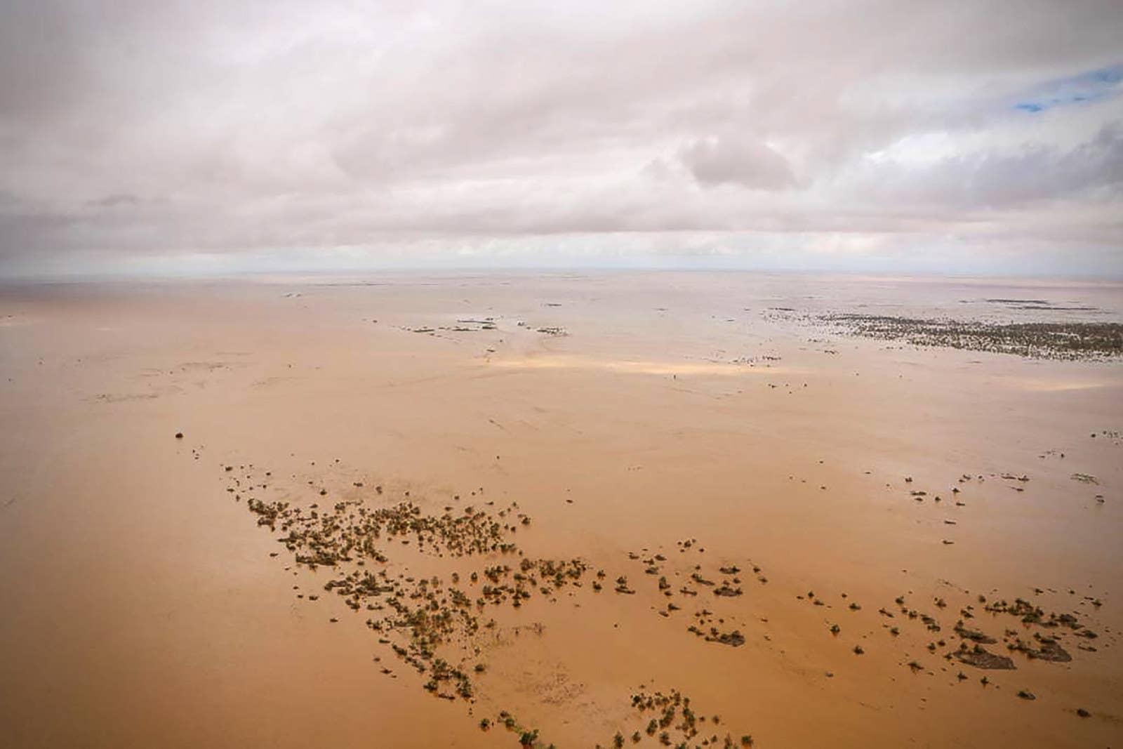 Uma planície inundada na região de Beira, no dia 20, após a passagem do ciclone Idai.