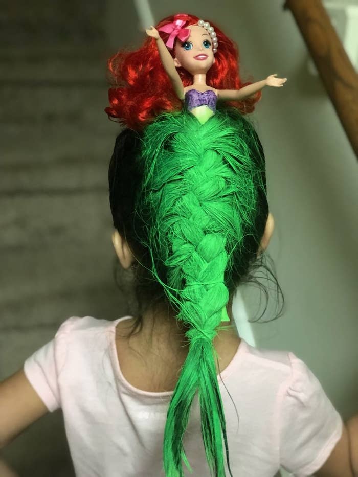 This Mom Went Above And Beyond For Her Daughter S Crazy Hair