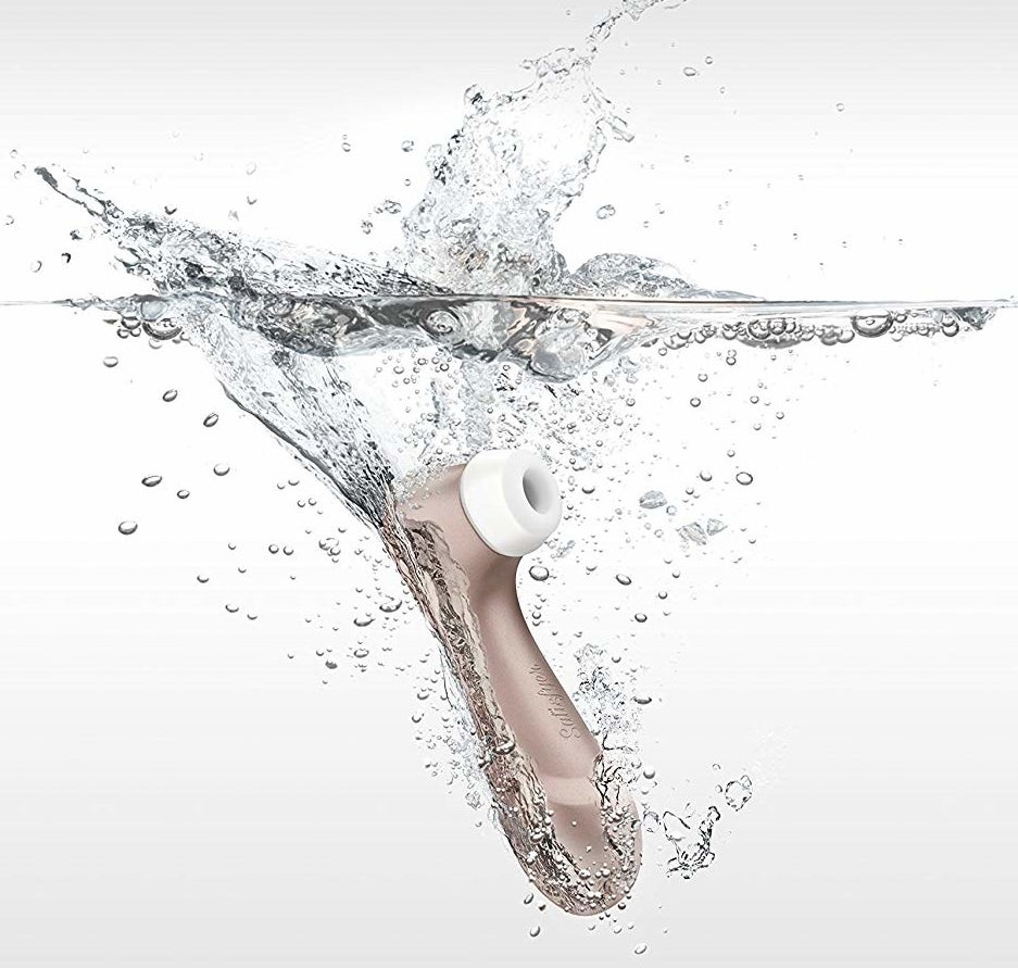 lifestyle photo of the vibrator being dropped in wtaer