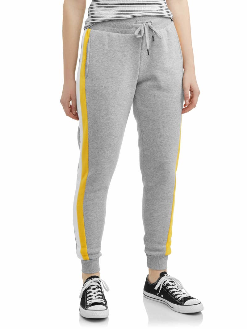 Price: (available in sizes XS–XL and four colors)