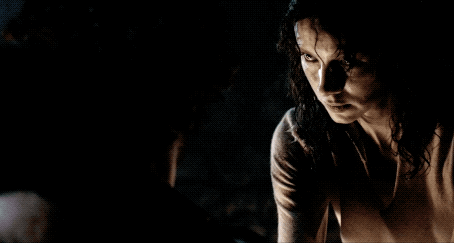 "The way Jamie trusted Claire completely when she showed up had me swooning. The chemistry when the two of them locked eyes was off the charts."—kathybankes