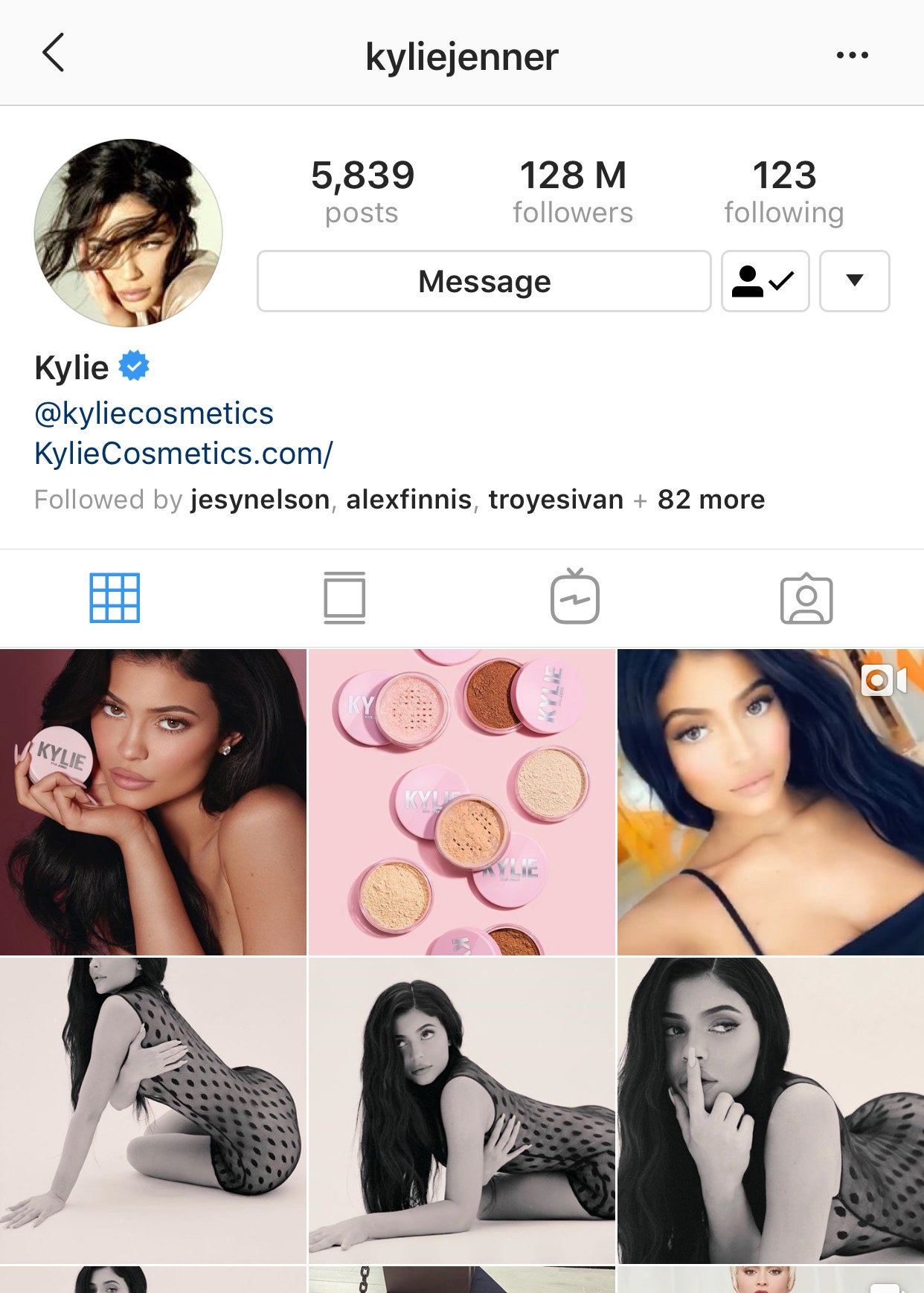 Kylie Jenner Unfollowed Jordyn Woods On Instagram & The Reason Is