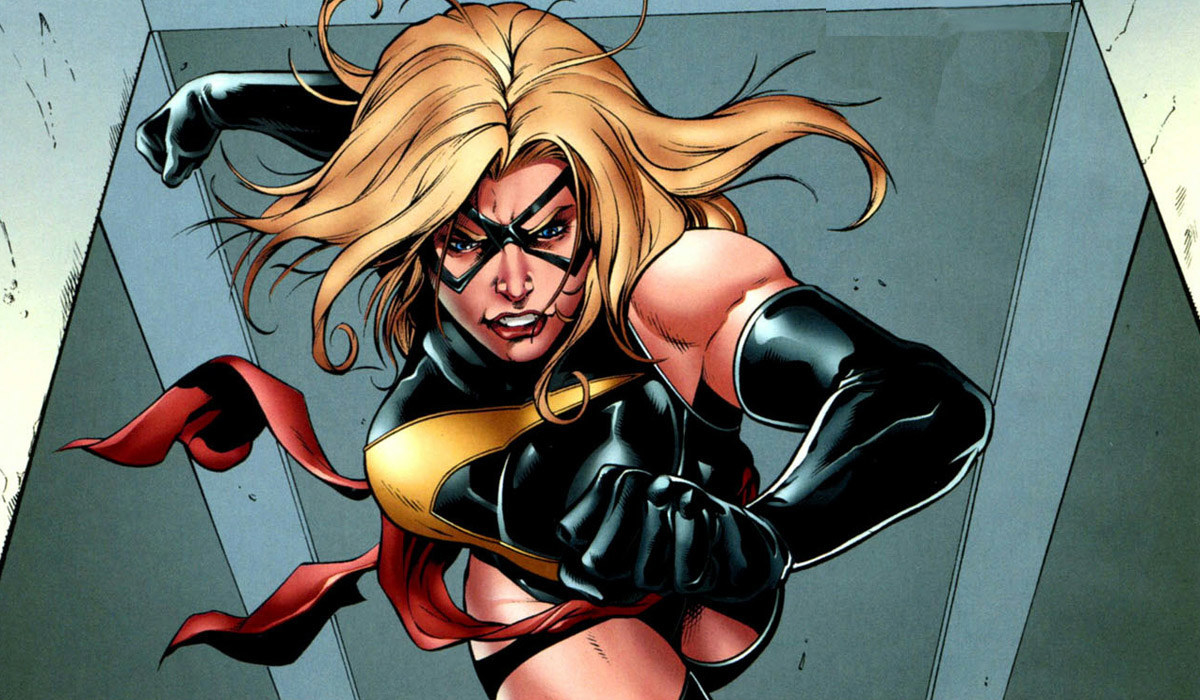 Danvers is a pilot in the United States Air Force who gets superpowers after a meeting with alien forces.
