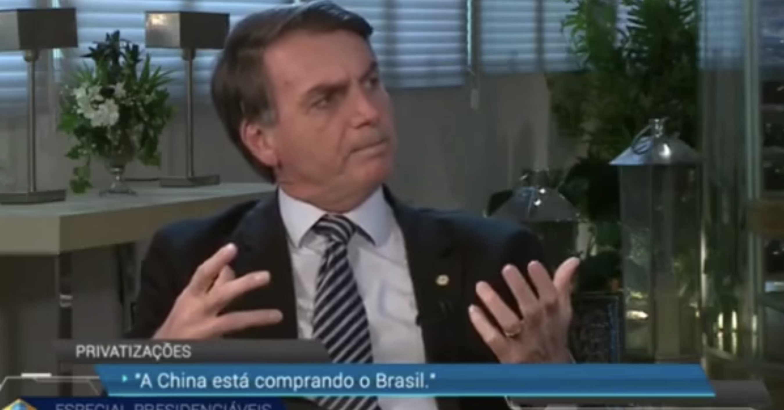 Ataques verbais de Bolsonaro fazem China travar financiamento ao Brasil, diz jornal