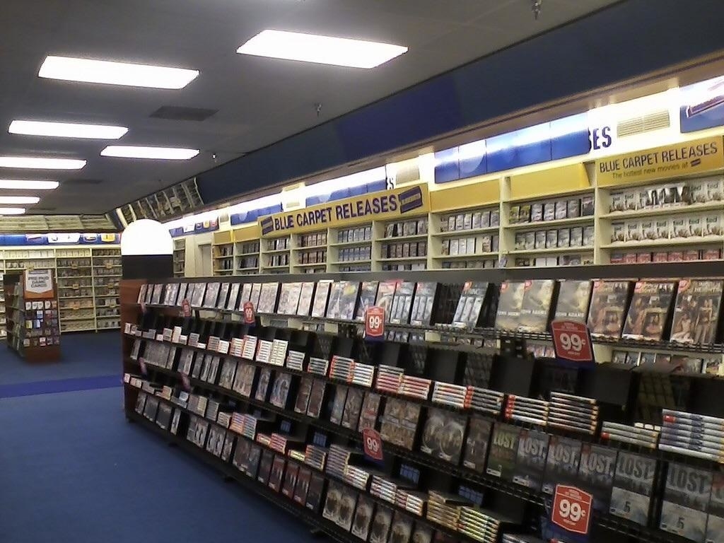 There's Only One Blockbuster Left On Earth — And We Need To Make It A ...