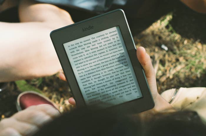 Some reading material online can range from anything to daily reminders or motivational quotes, to reading an e-book or short story on your phone. Apps like Headspace and Calm allow users to not only meditate but gives the option to send daily messages to your phone or device to remind you to be and stay mindful.Books like Oprah's The Wisdom of Sundays and Jen Sincero's You Are A Badass are available for e-book download (or of course in hardcopy in stores).