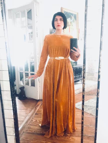 Loose dress meaning online