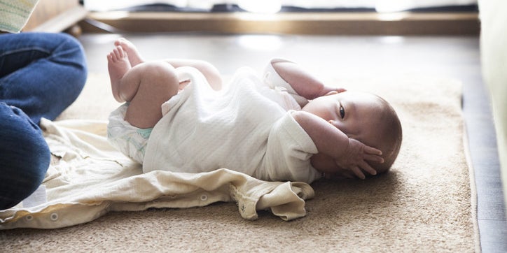 死亡したケースも 子どもに潜むベッドとソファの危険