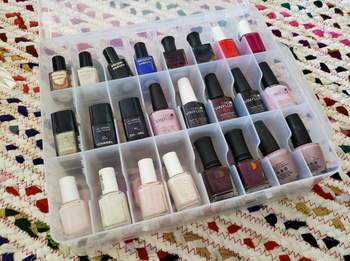 Reviewer organizer with nail polish inside