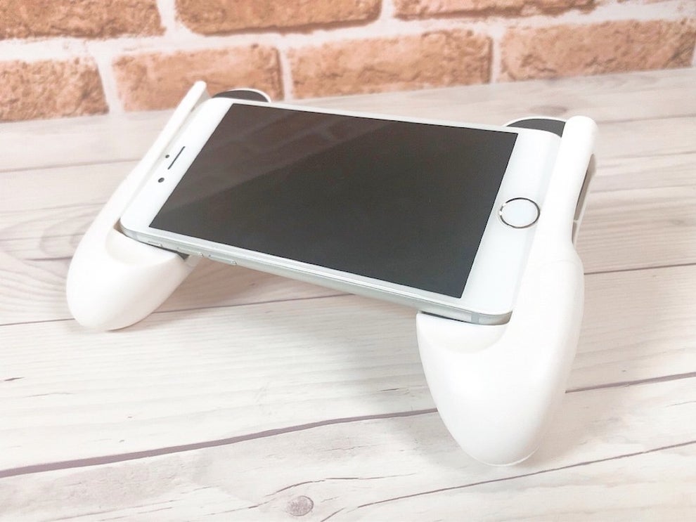 手放せなくなった スーパー持ちやすい キャンドゥのスマホゲーム用グッズがすごい