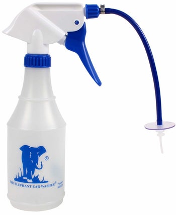 squirt bottle with narrow tube that goes in the ear