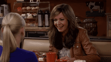 Anna Faris and Allison Janney laughing on &quot;Mom&quot;