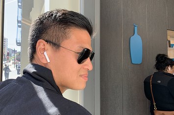 Excuse Us, But When Did Apple AirPods Become The New Streetwear Flex? - GQ  Australia
