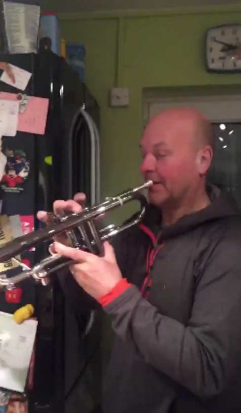 This Dad Did An Impromptu Cover Of Bts Make It Right On A Trumpet Последние твиты от trap trumpet drops (@traptrumpets). bts make it right on a trumpet