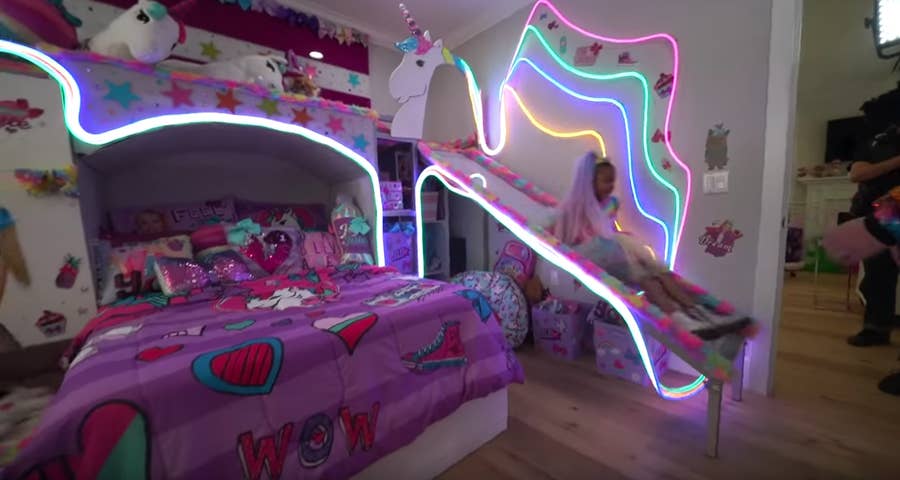 Here S What Jojo Siwa S House Actually Looks Like