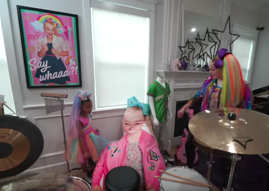 Here's What JoJo Siwa's House Actually Looks Like