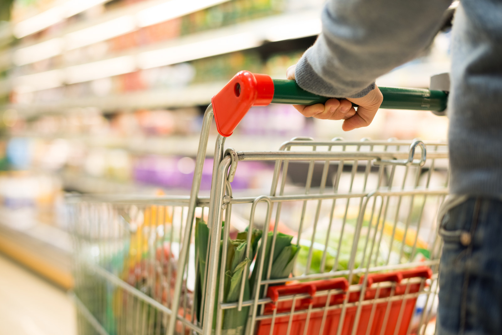 These Stunning Grocery Store Photos Are Hiding A Dark Secret